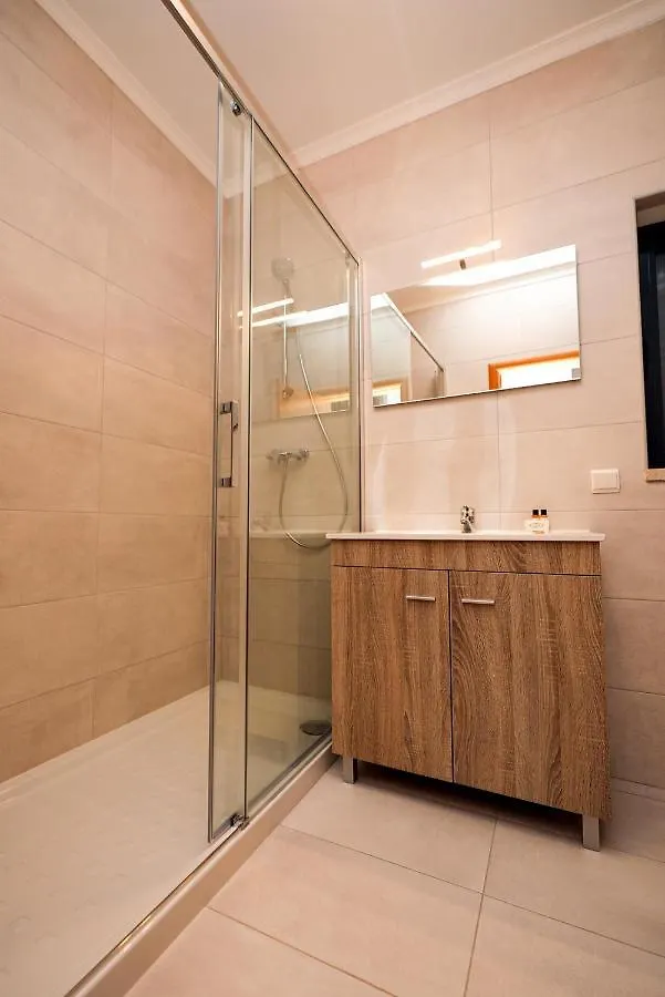C24 - Sandy Way 3 Bed Apartment In לאגוּ‏ש 0*,  פורטוגל